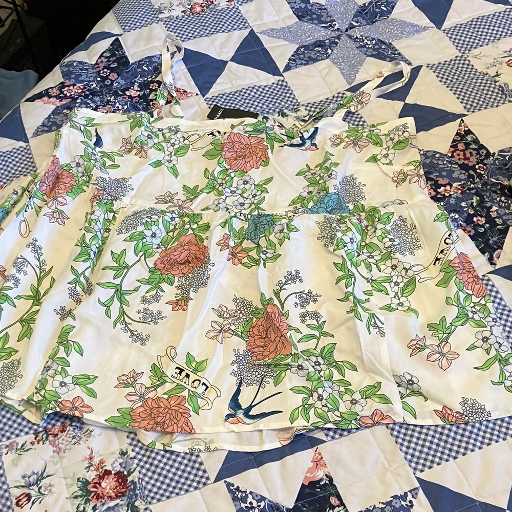 Torrid Floral Camisole - White with Pink and Green - Picture 2 of 6